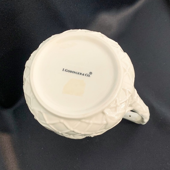 Embossed, Ivory Pear Pitcher - Picture 6 of 7